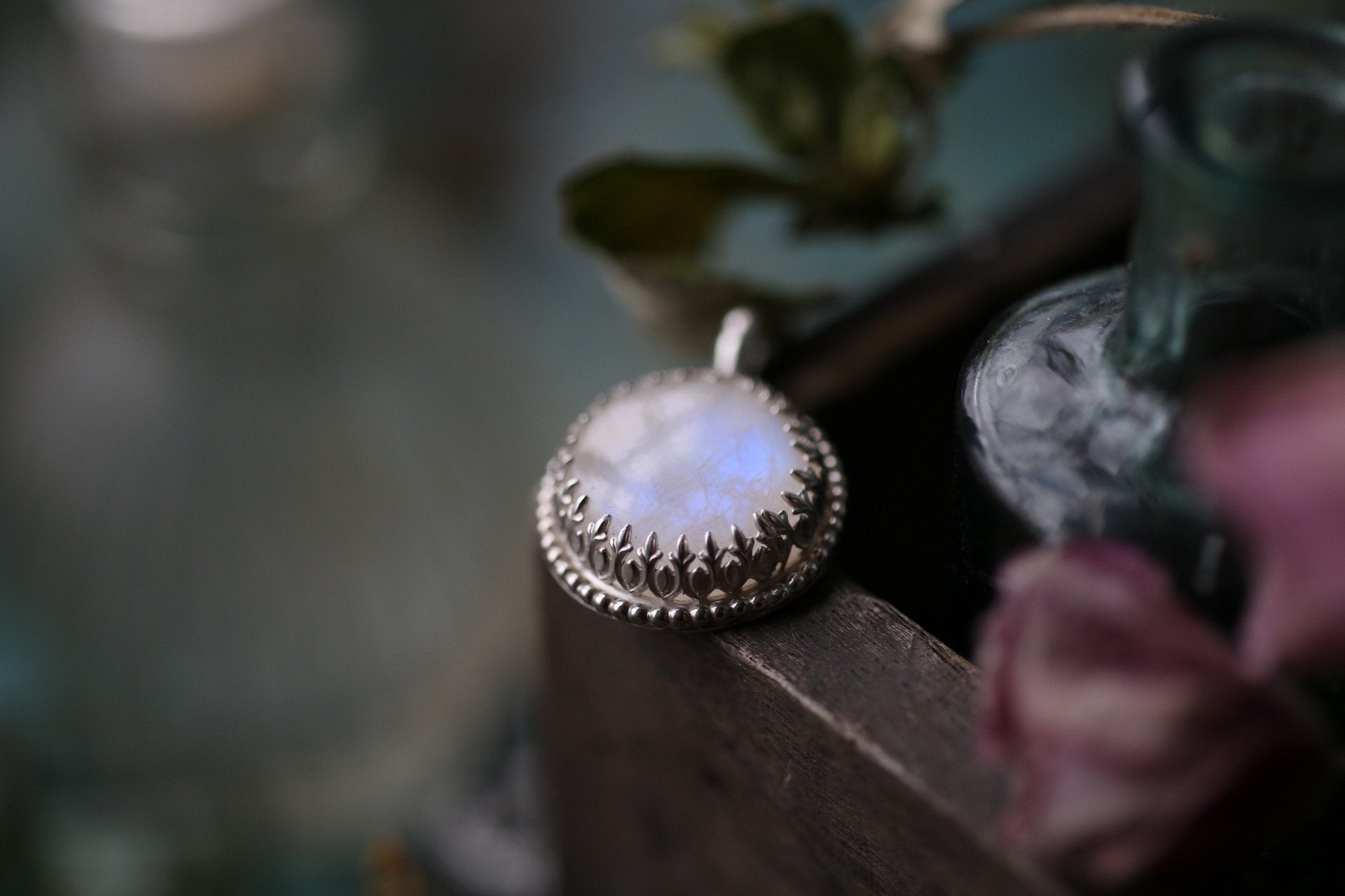 Semi-precious gemstone jewellery