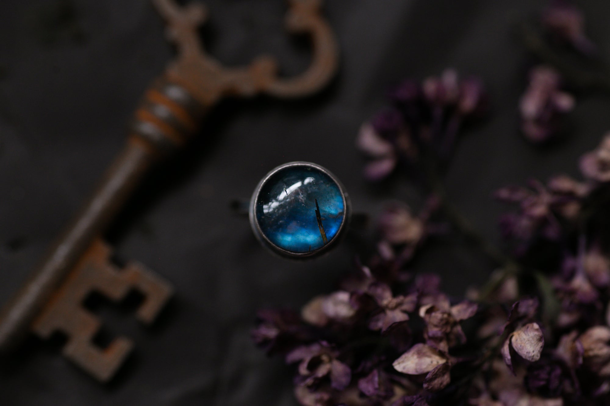 Labradorite & Golden rutile doublet ring