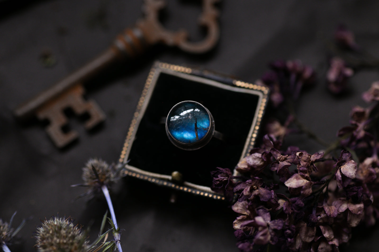 Labradorite & Golden rutile doublet ring