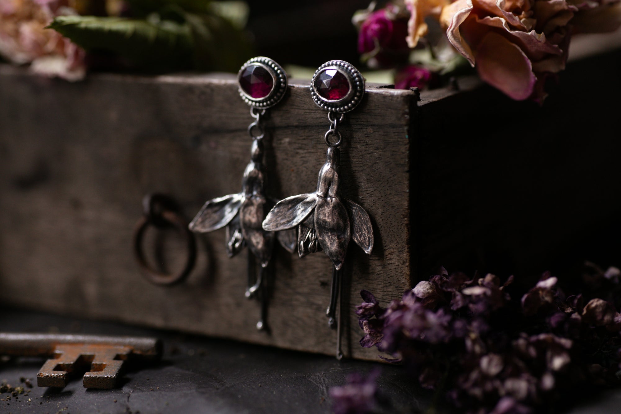 Fuchsia and Rhodolite Garnet earrings