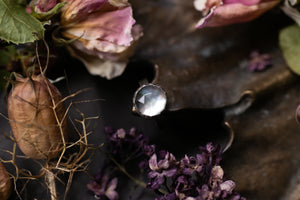 Mother of Pearl and Labradorite doublet ring