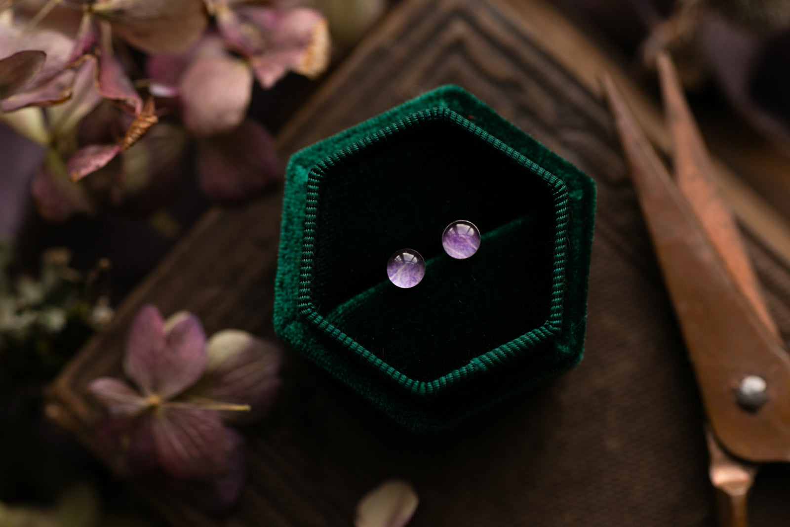 Lilac Hydrangea petal studs