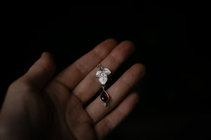 Little Blackberry leaf & Rhodolite garnet pendant