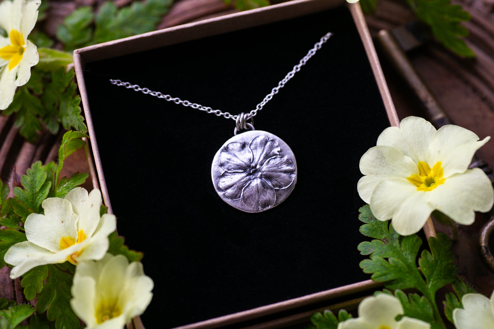 Primrose pendant in Sterling silver ~ Happiness & Contentment