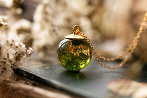 Forest moss droplet necklace with gold leaf
