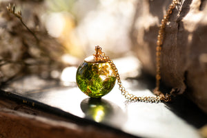 Forest moss droplet necklace with gold leaf