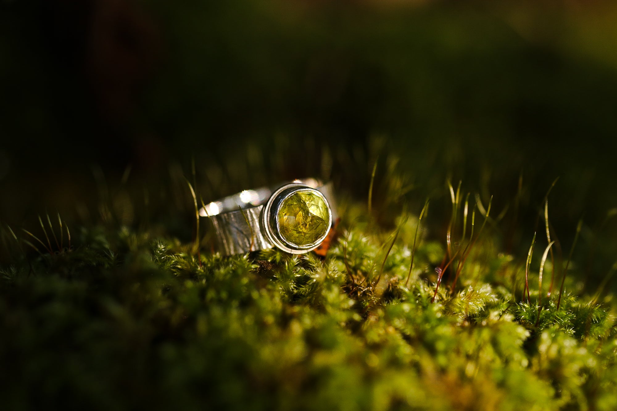 River Birch ring ~ with Peridot