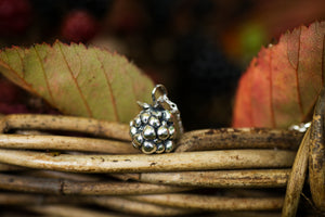 Autumn Blackberry pendant ~ For Healing, Protection & Resilience