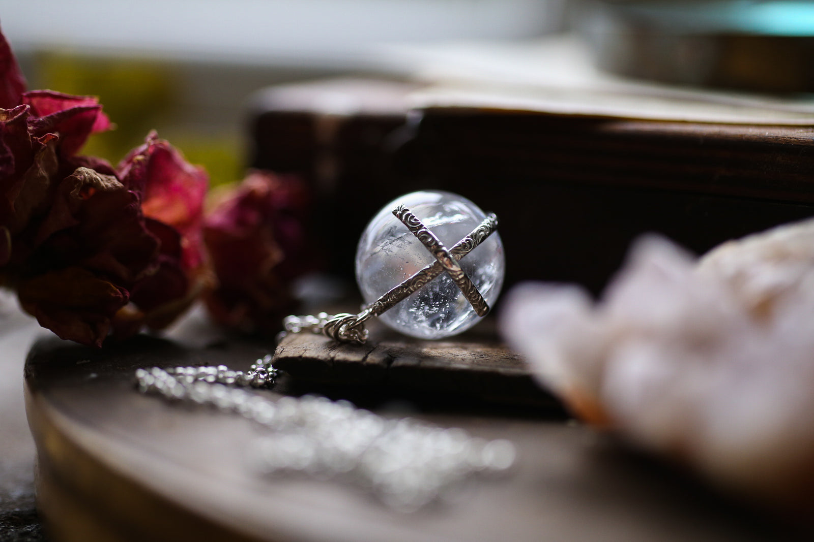 Shining Stone - Quartz crystal spinner amulet