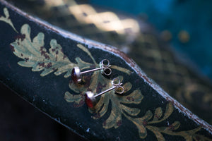 Autumn Blackberry leaf stud earrings