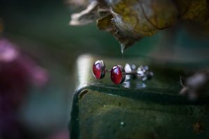 Autumn Blackberry leaf stud earrings