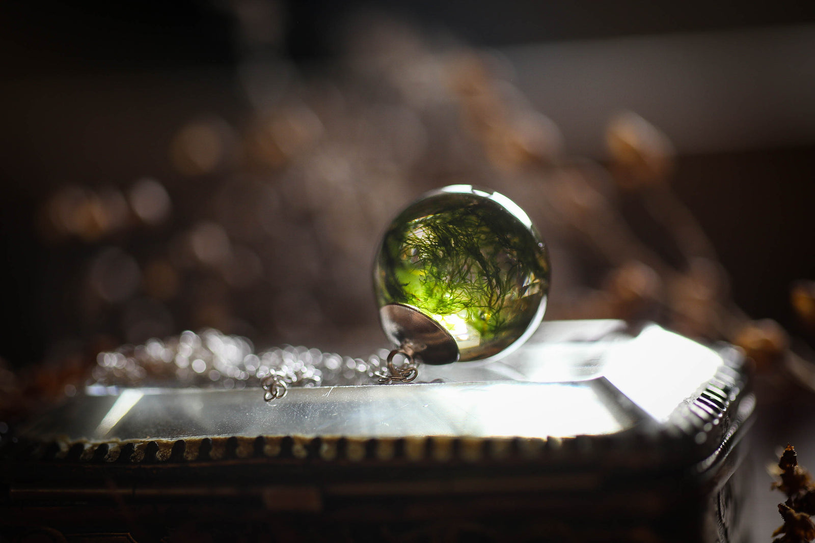 Forest moss droplet necklace