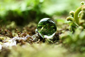 Green forest moss droplet necklace
